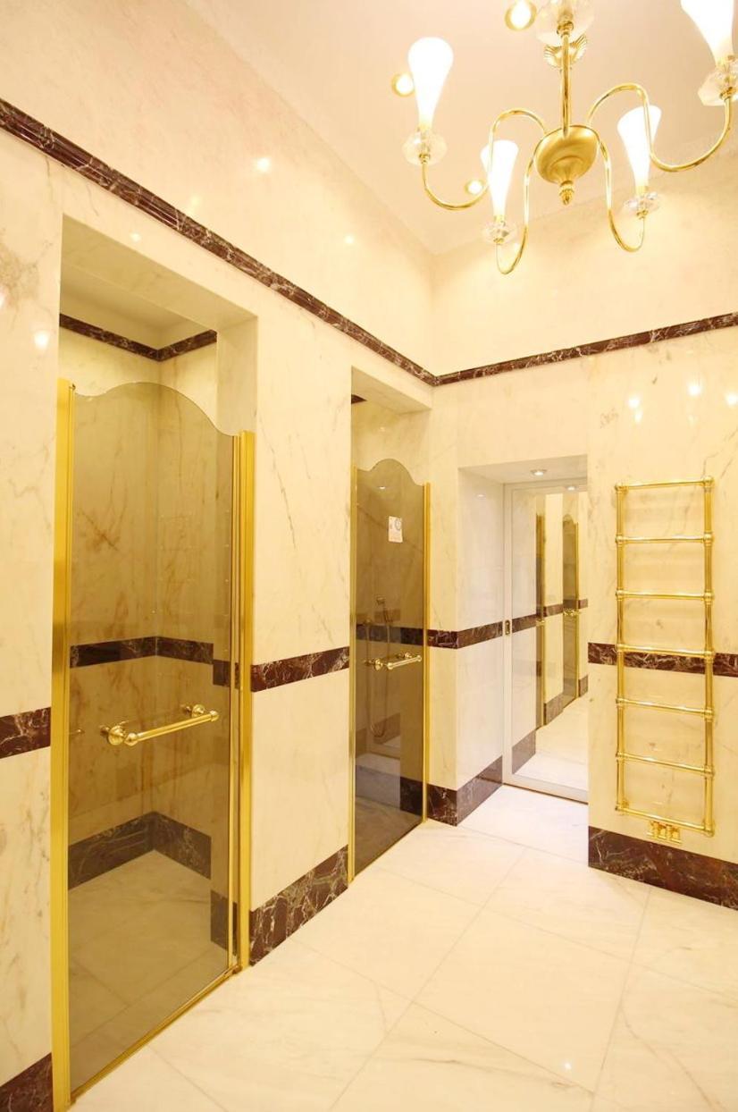Luxurious In Center Kn Apartament