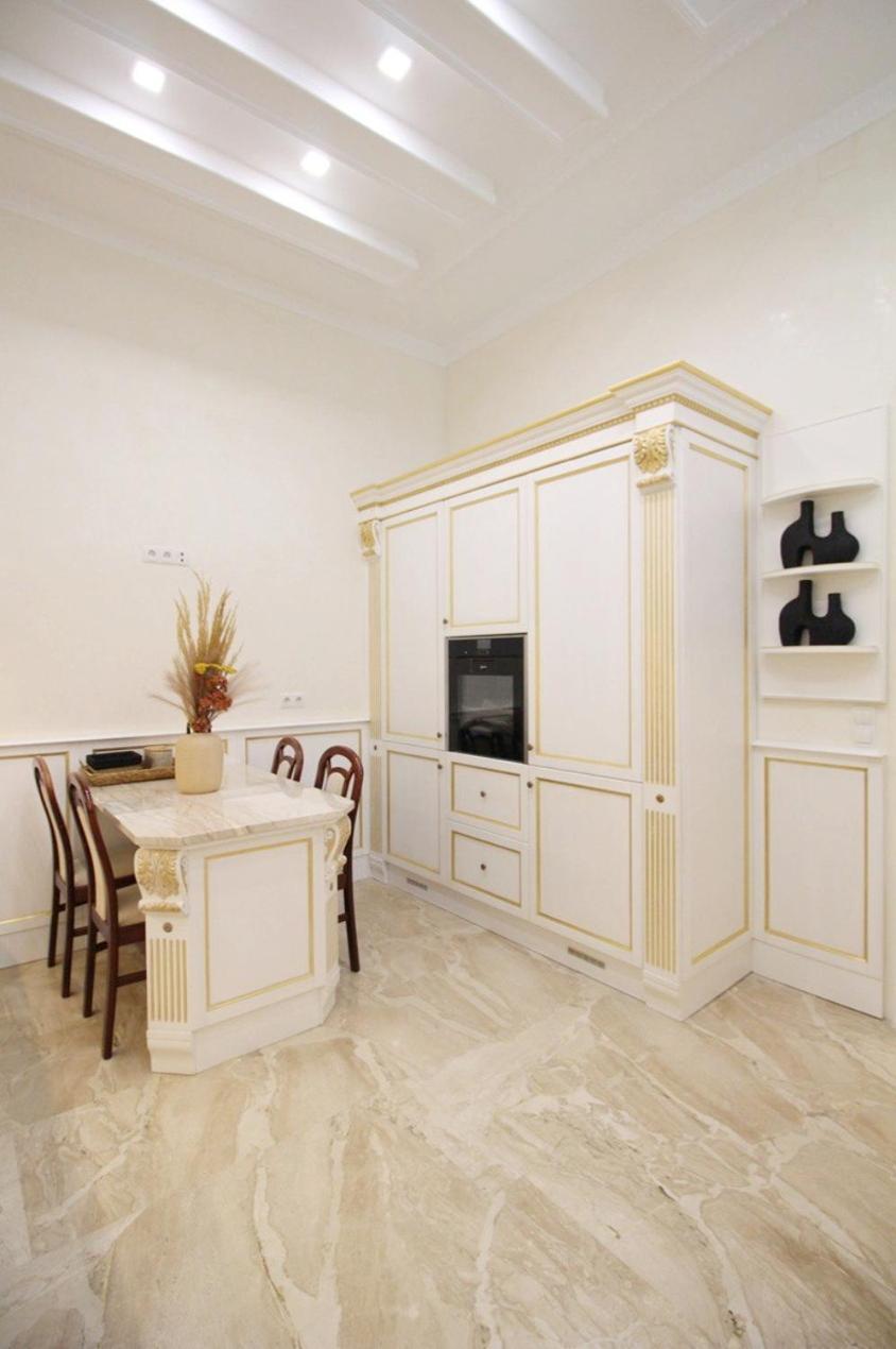 Luxurious In Center Kn Apartament *