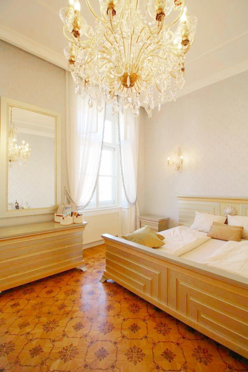 Luxurious In Center Kn Apartament *